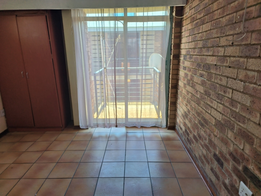 1 Bedroom Property for Sale in Dassie Rand North West